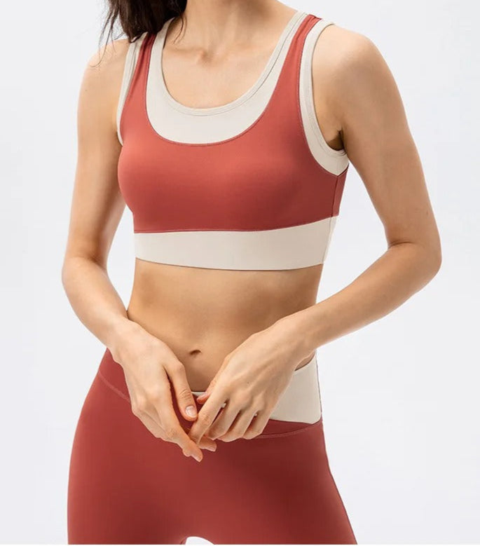 Conjunto Deportivo con Top y Calza Cintura Cruzada Ref: 1042