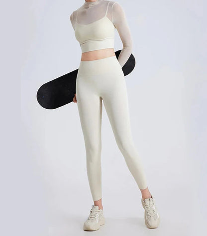 Conjunto Deportivo con Top de Manga Larga en Tul y Calza Ref: 1040
