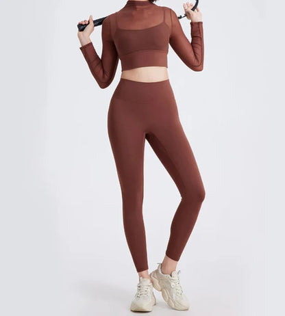 Conjunto Deportivo con Top de Manga Larga en Tul y Calza Ref: 1040